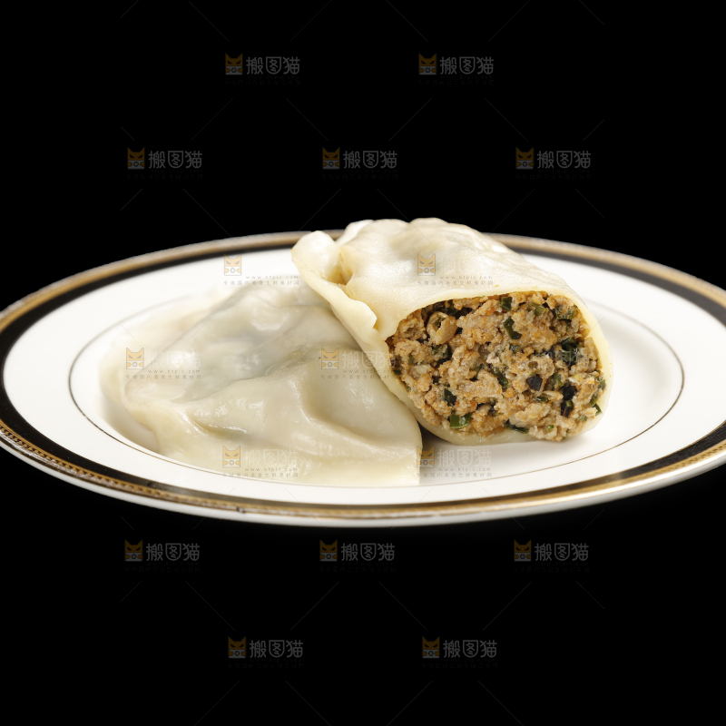 盘子里的蟹黄大饺子