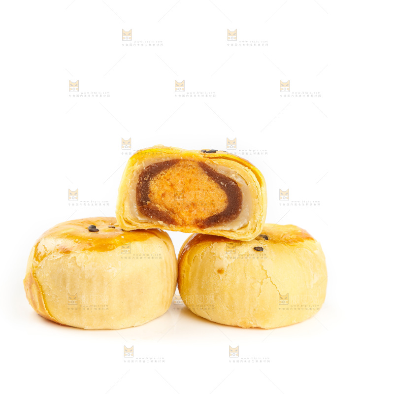 白底上的豆沙蛋黄酥