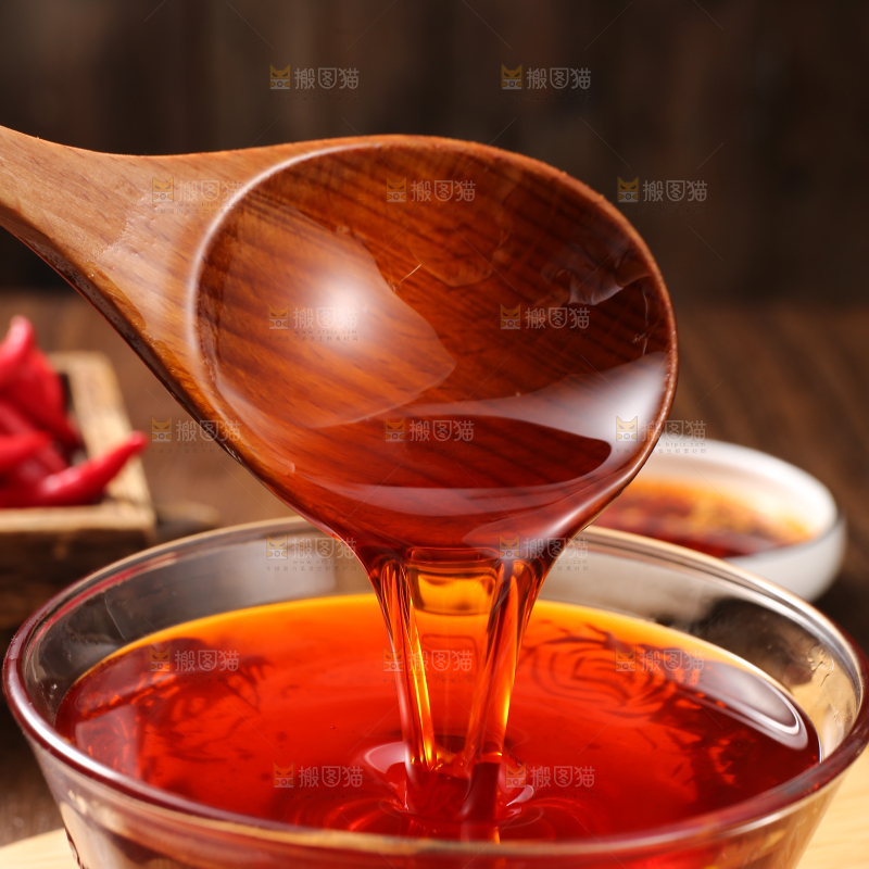 勺子里的红油