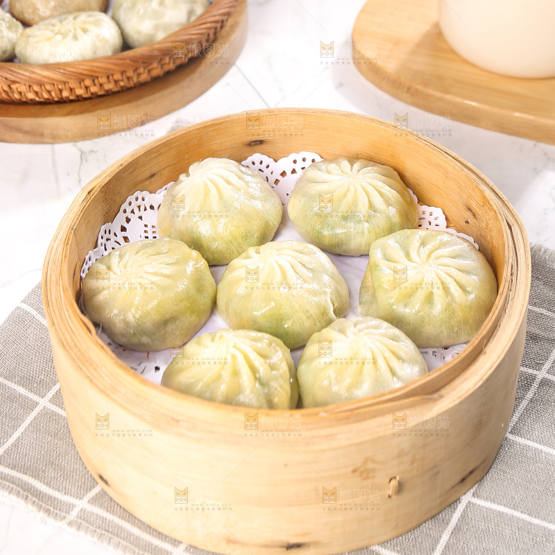 蒸笼里的小包子