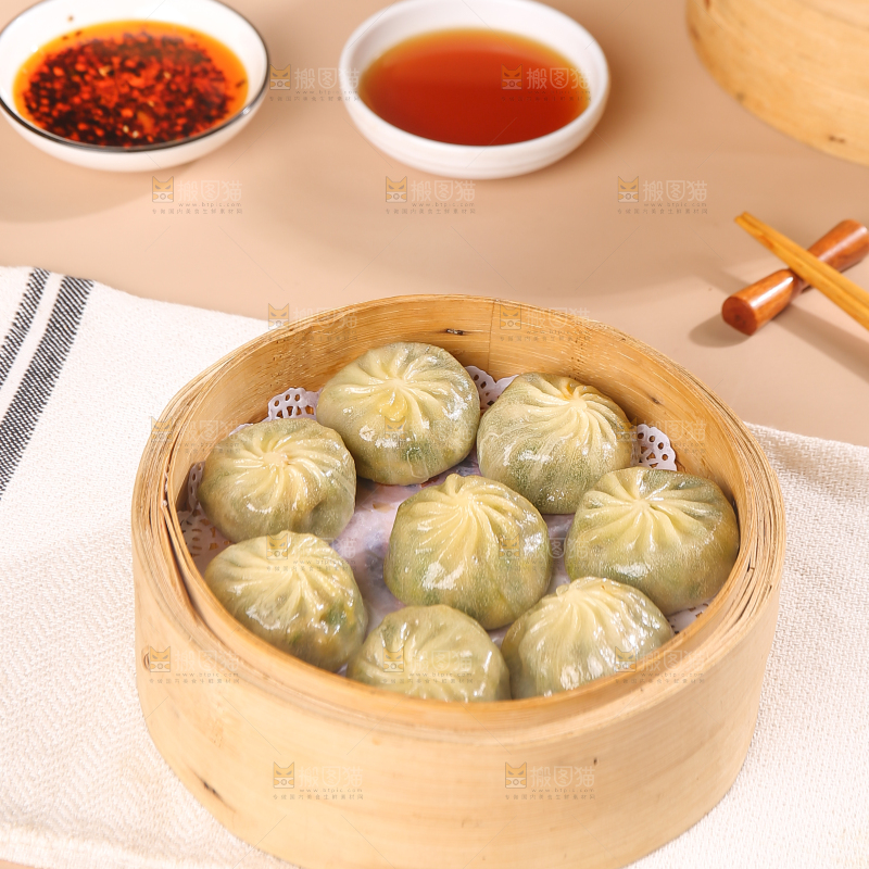 蒸笼里的小包子