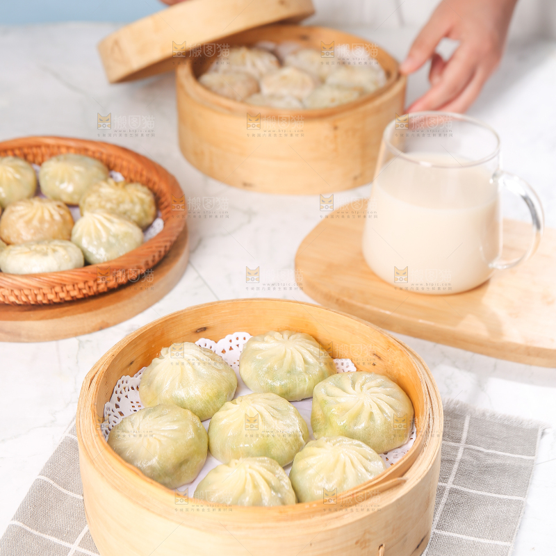 蒸笼里的小包子