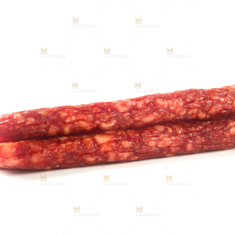 白底上的广式腊肠
