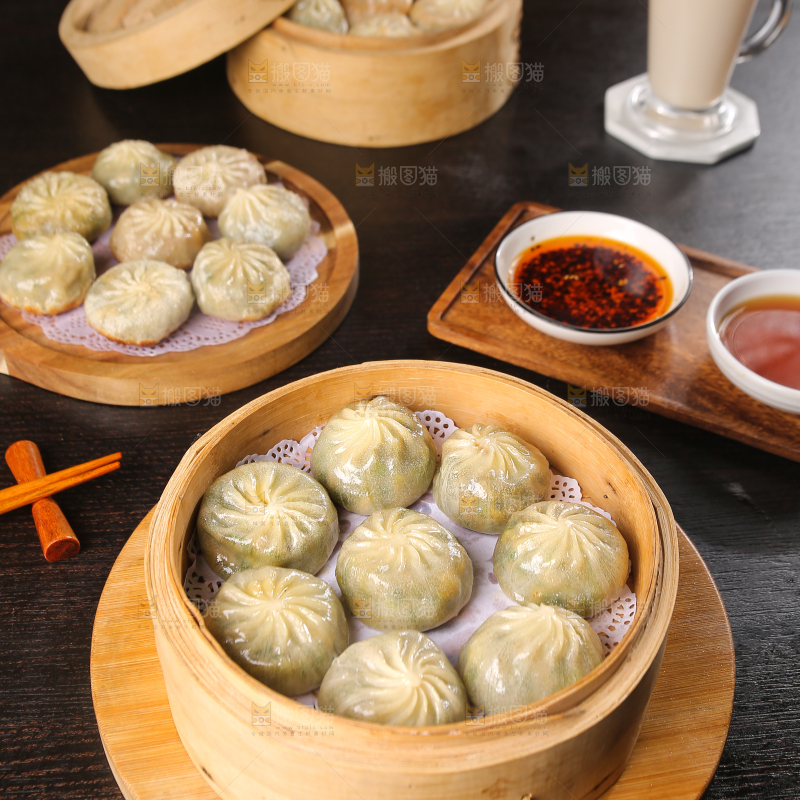 蒸笼里的小包子