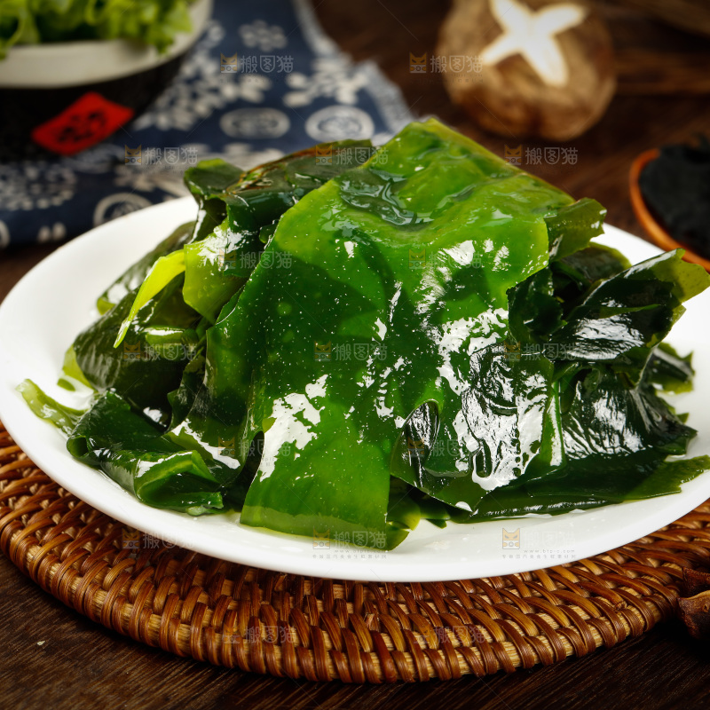 一盘泡过的无梗裙带菜