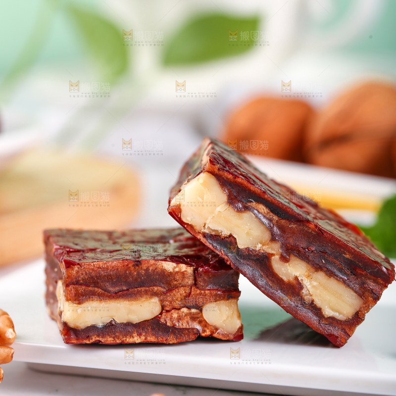 白底上的夹心派