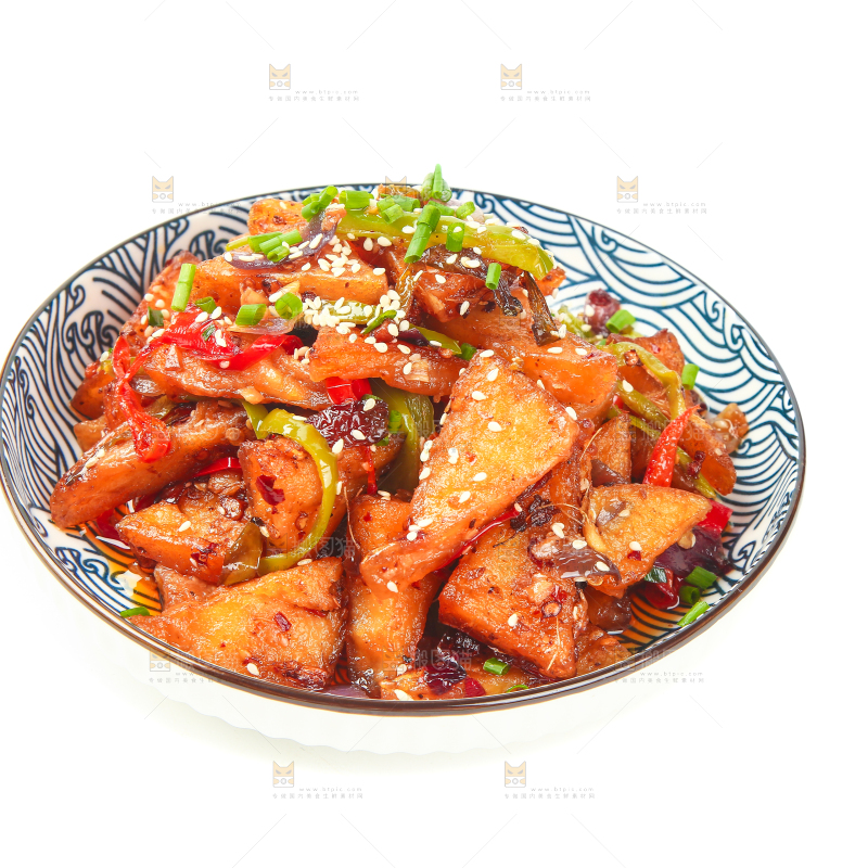白底上摆放着一盘麻辣米豆腐