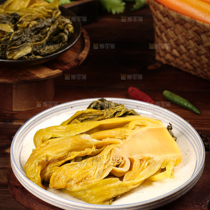 盘子里的泡菜