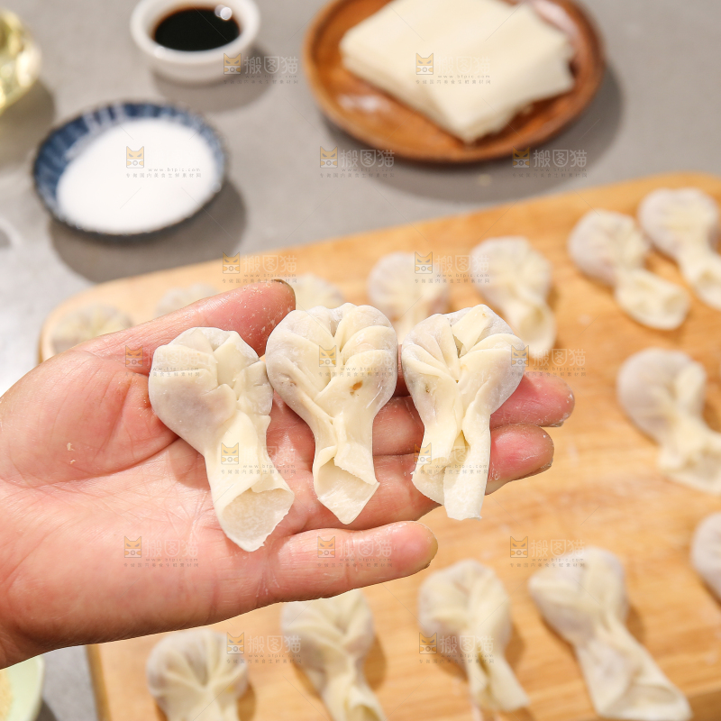 小金鱼馄饨