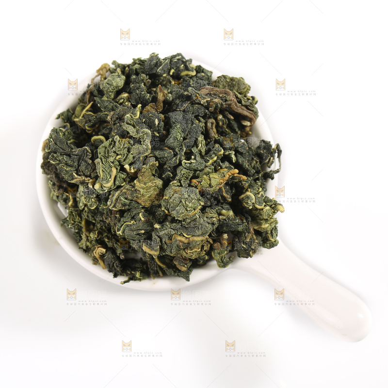 白底上的桑叶茶