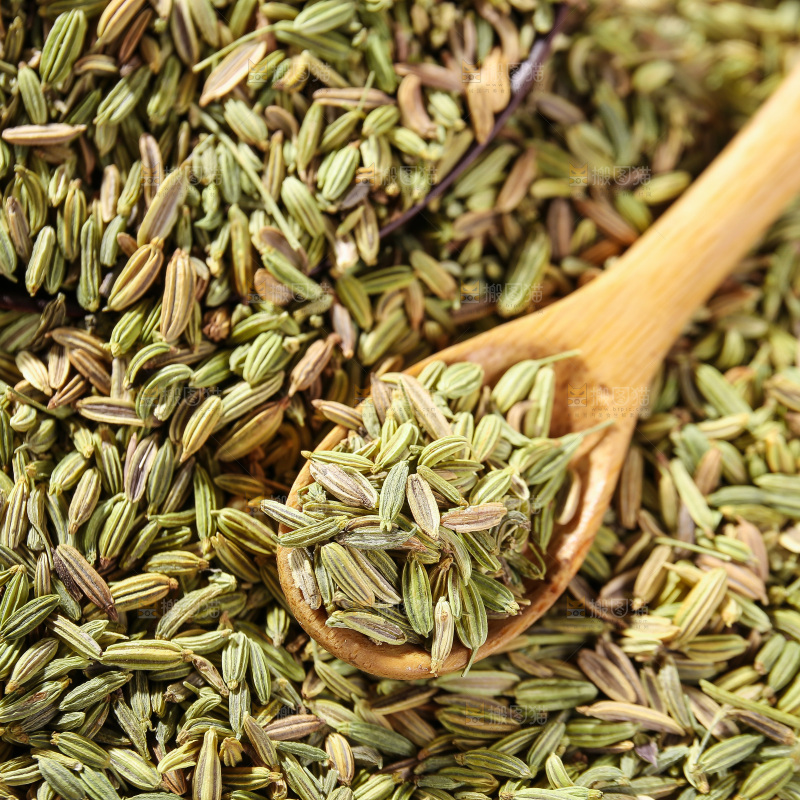 木底上的小茴香籽