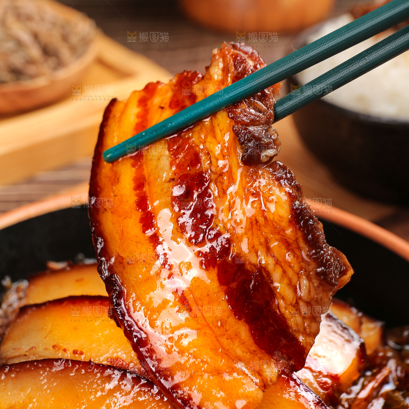 木底上的梅干菜扣肉