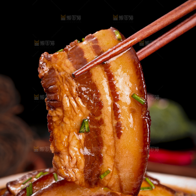 深底上的干豆角扣肉