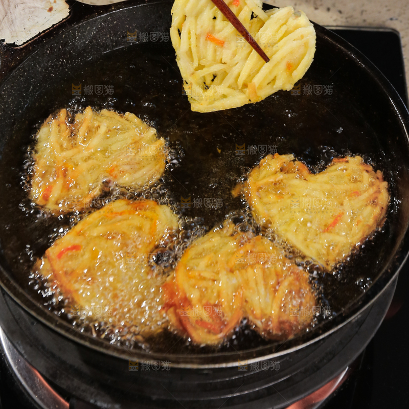 炸薯饼