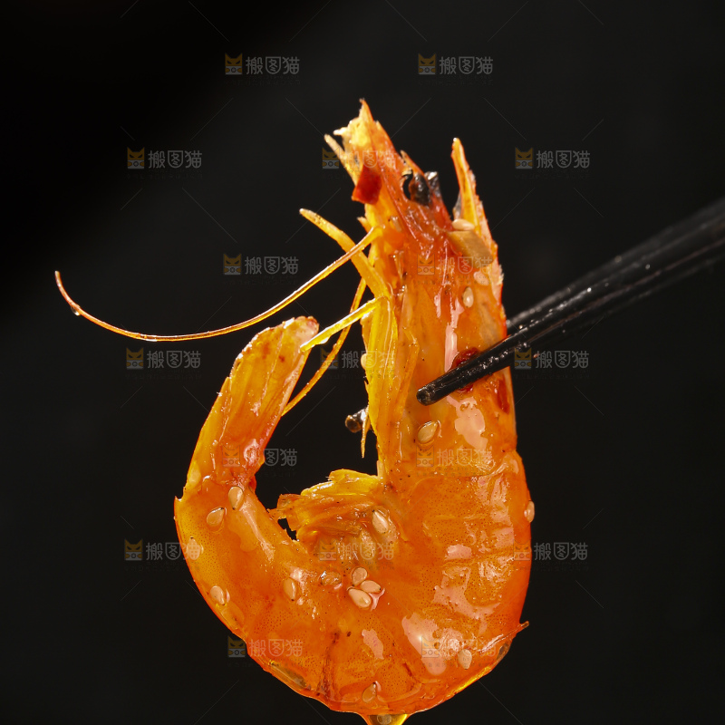 深底上的干锅大虾