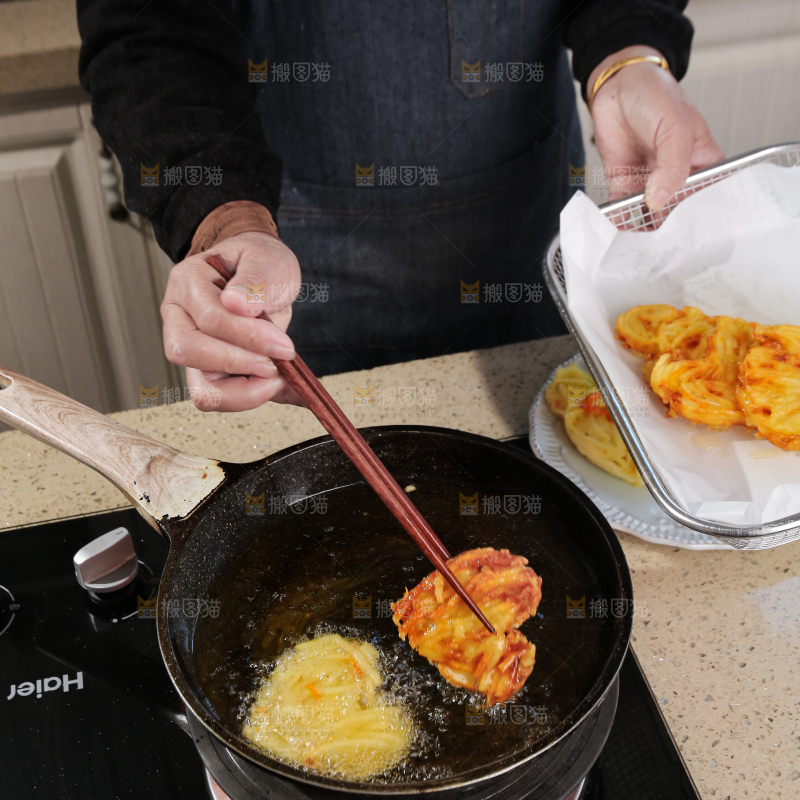 炸薯饼