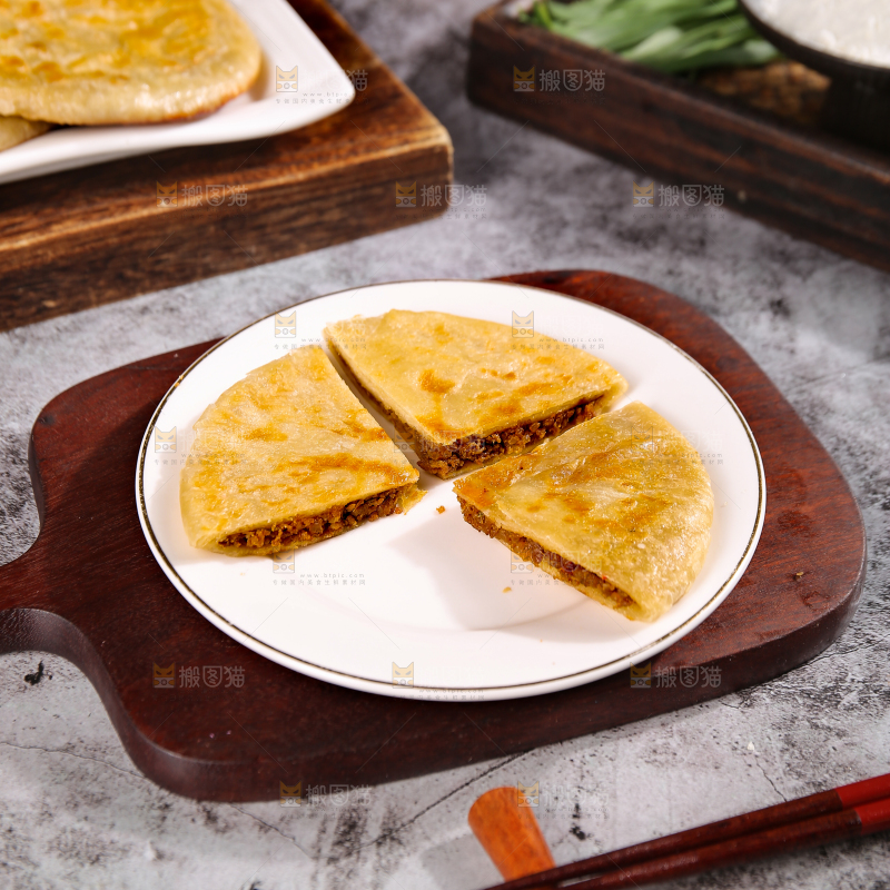 深底上的牛肉馅饼