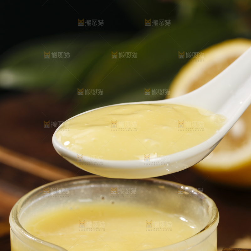 深底上的蜂王浆