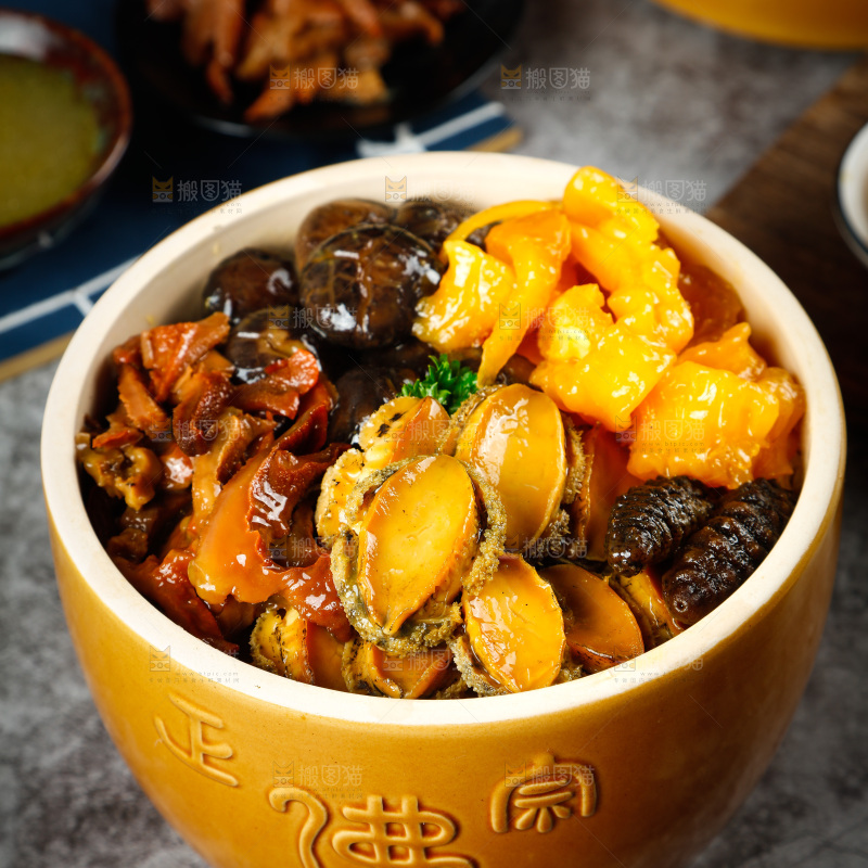 深底上的佛跳墙食材