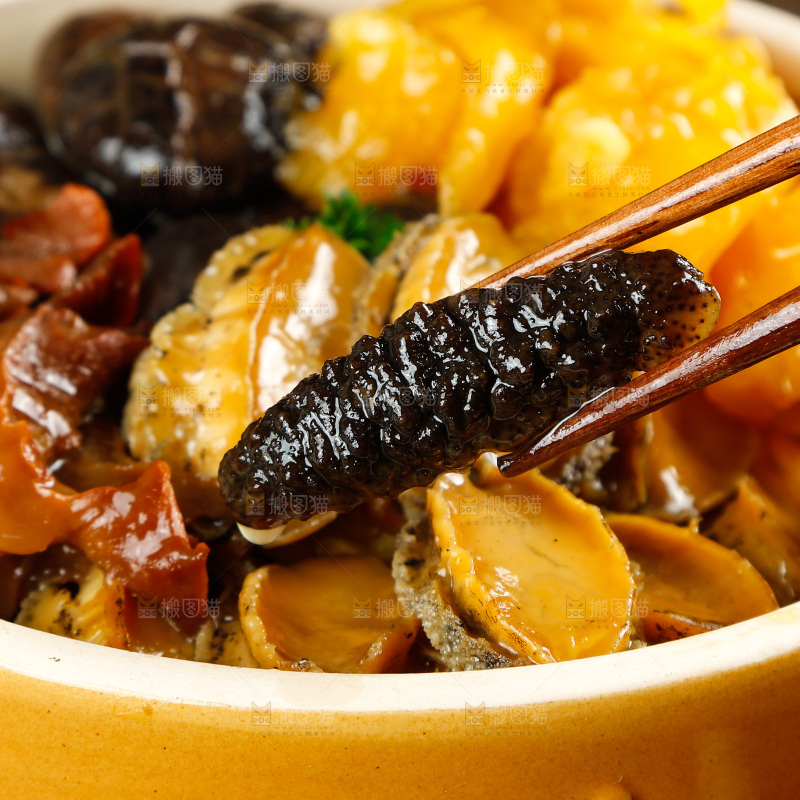 深底上的佛跳墙食材