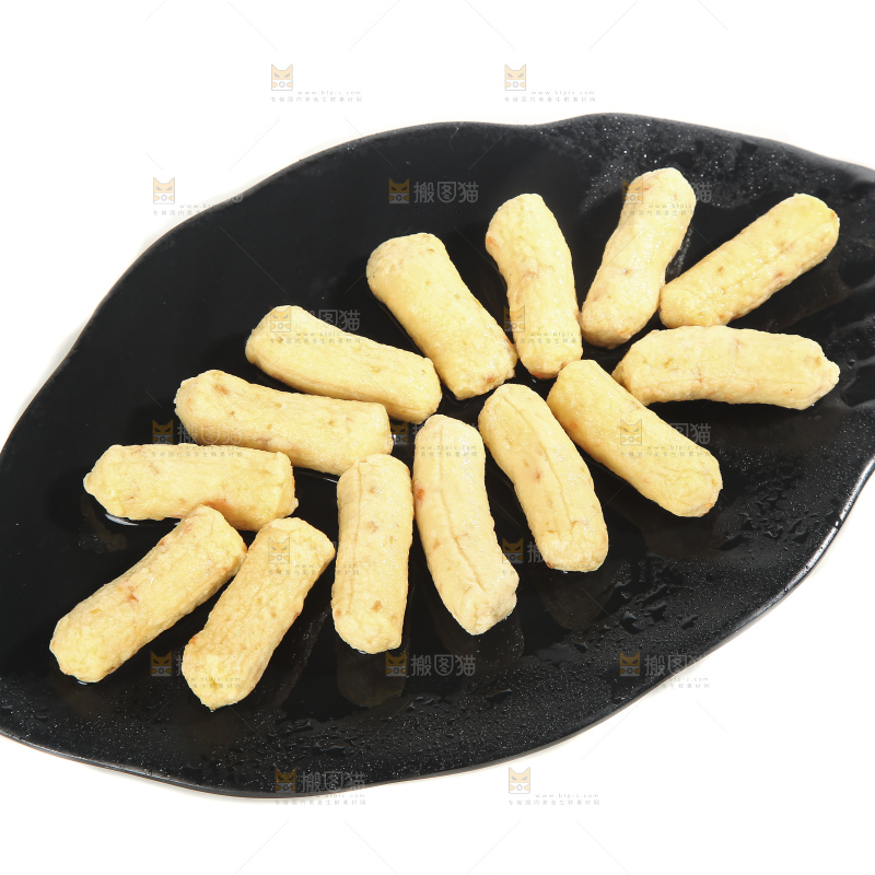 白底上的火锅丸子