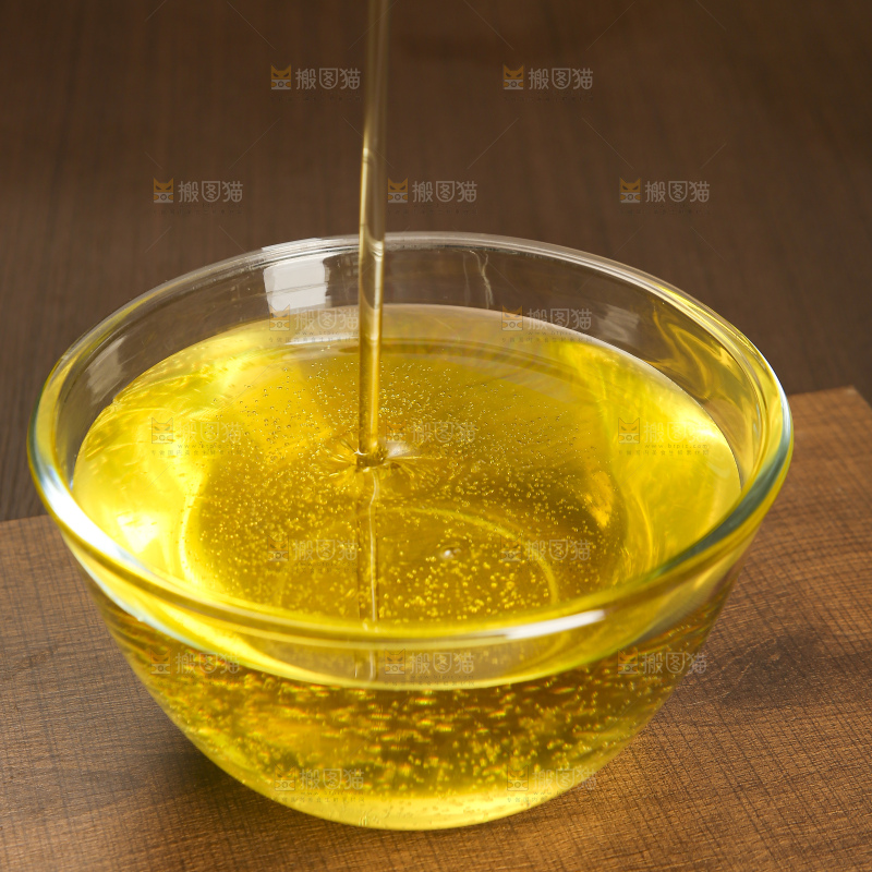 深底上的山茶油