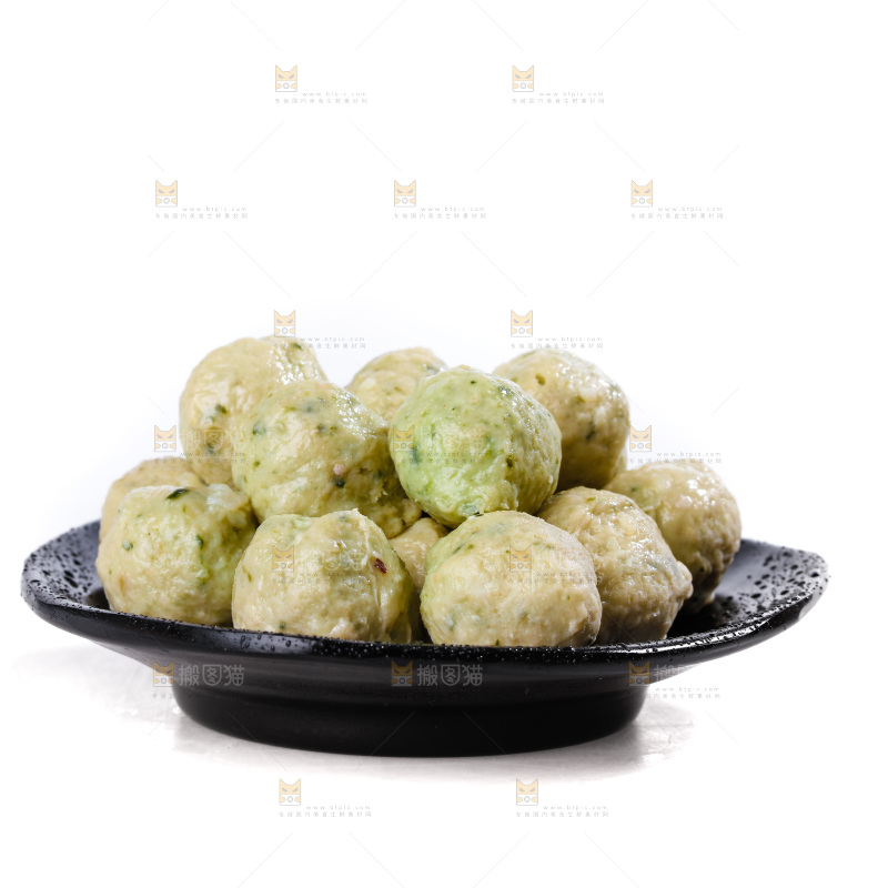 白底上的火锅丸子