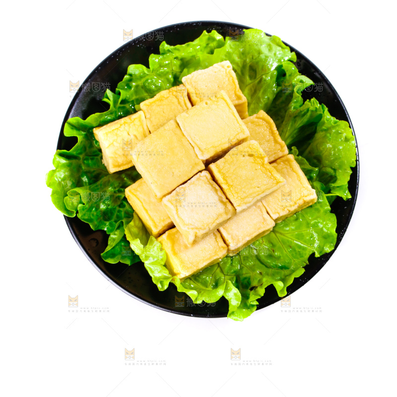 白底上的火锅丸子