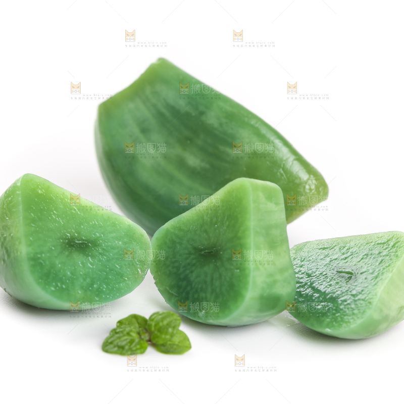 白底上的腊八蒜