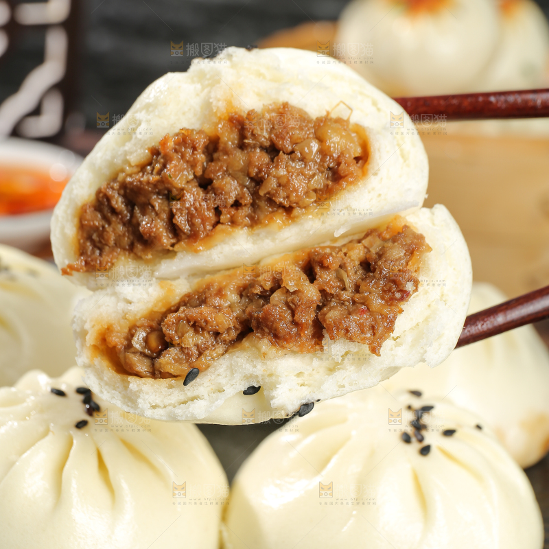 深底上的牛肉包子