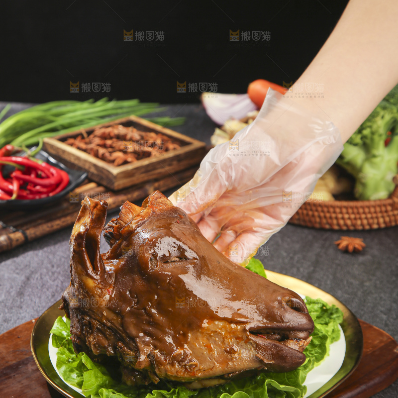 深底上的羊头肉
