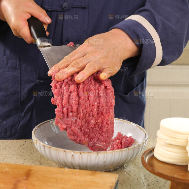 手工牛肉饺子制作