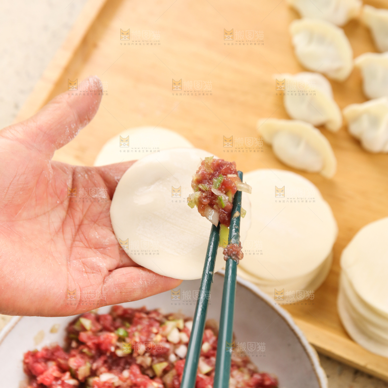 手工牛肉饺子制作