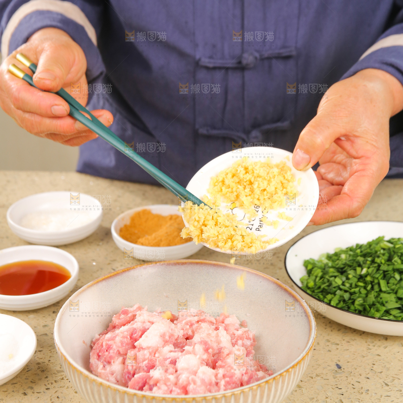 手工牛肉饺子制作