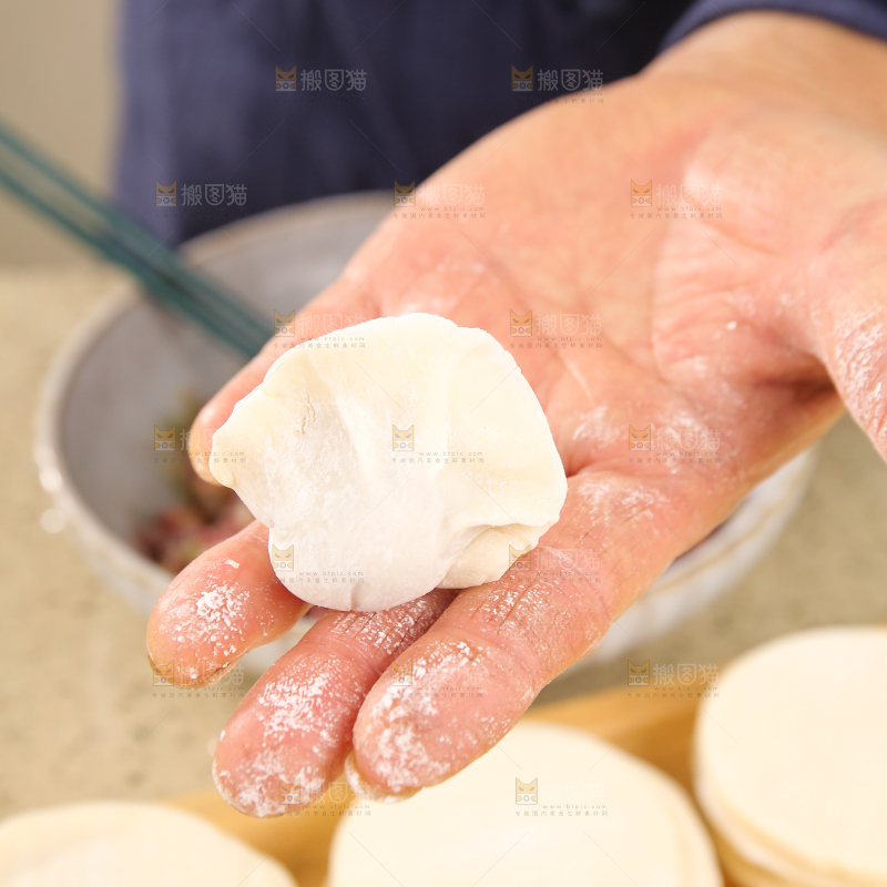 手工牛肉饺子制作