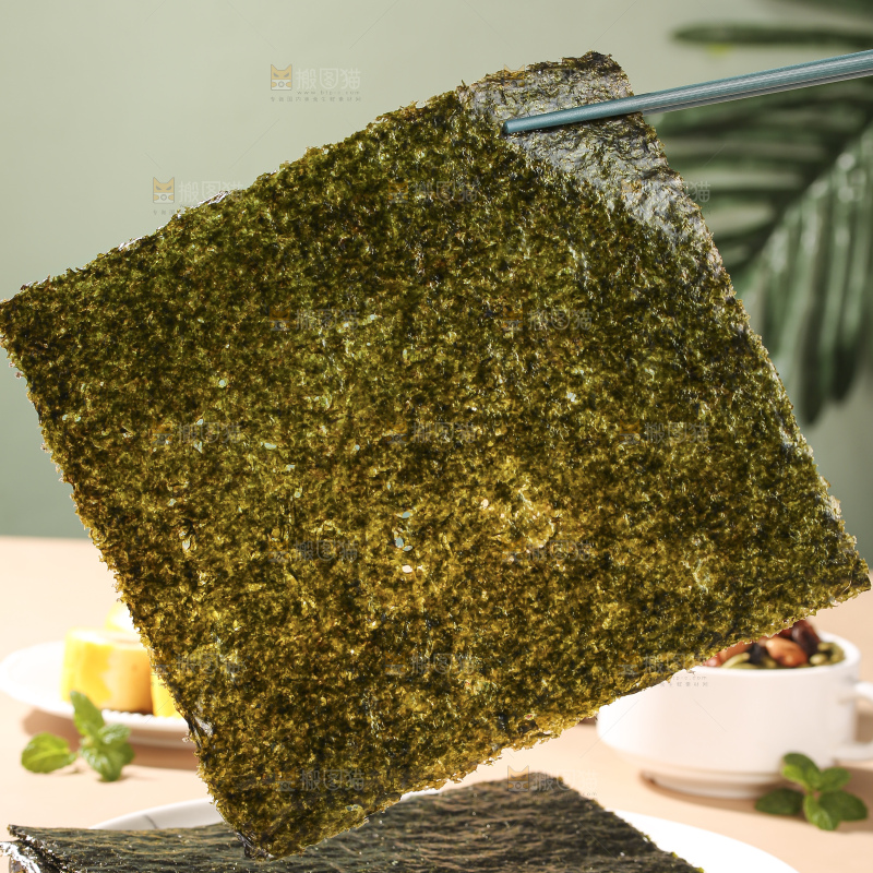 浅底上的海苔卷