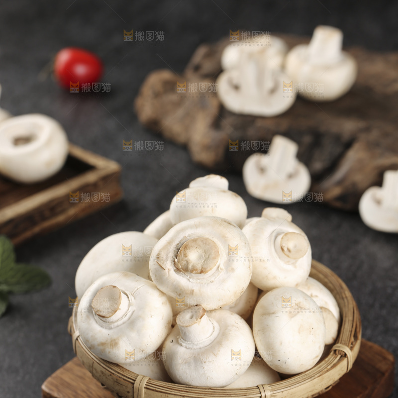 深底上的口蘑