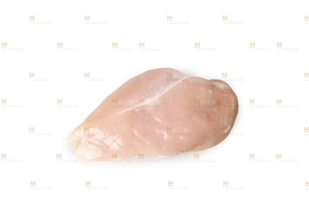 白底上的鸡胸肉