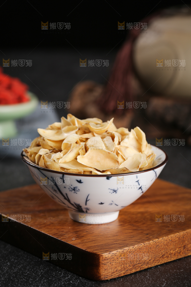 深底上的百合干