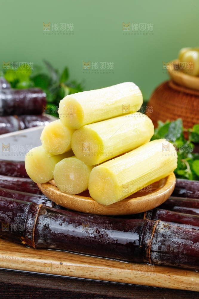 深底上的黑皮甘蔗