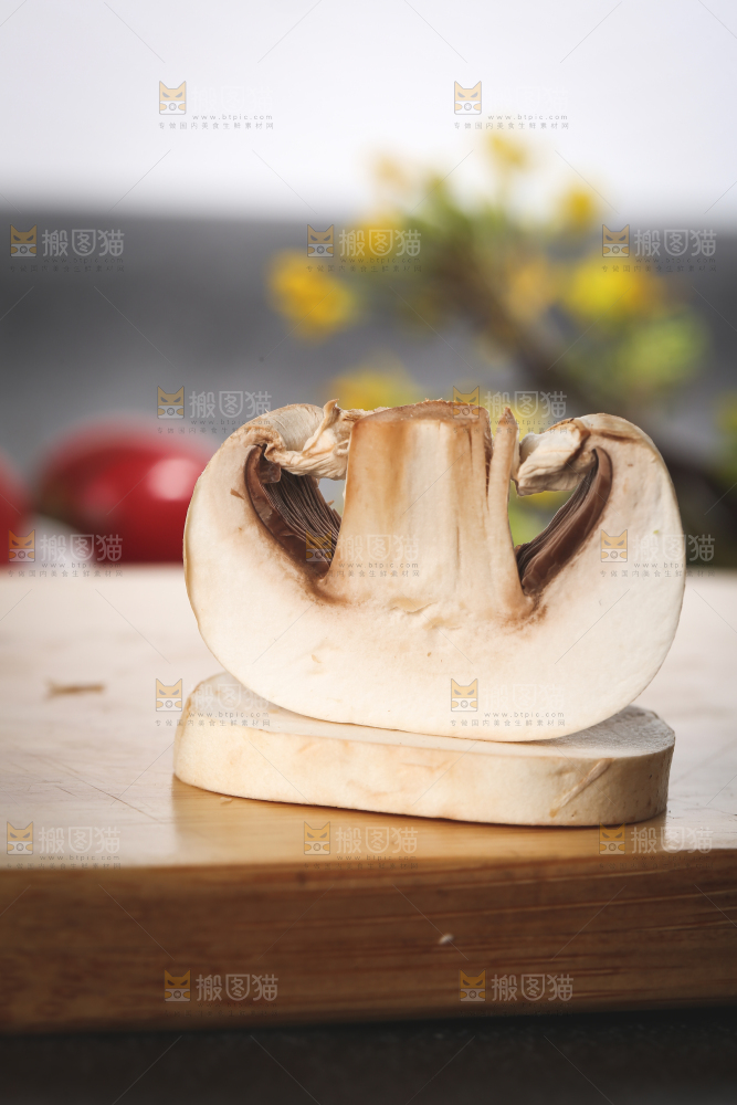深底上的口蘑