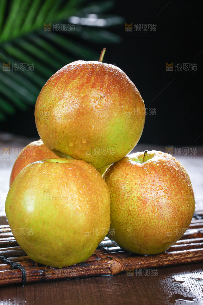 深底上的玉露香梨