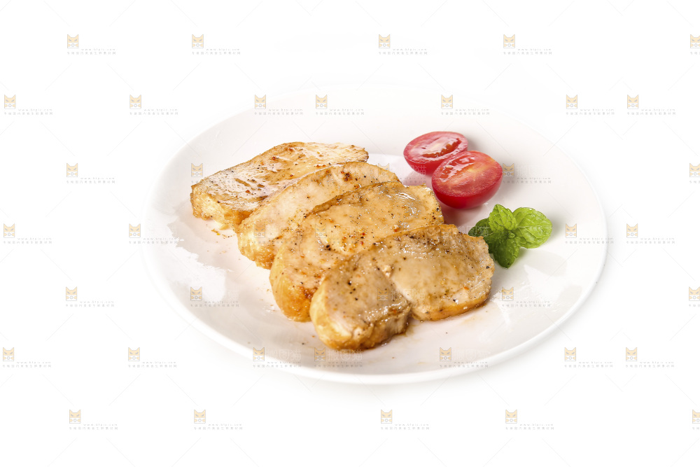 白底上的鸡胸肉