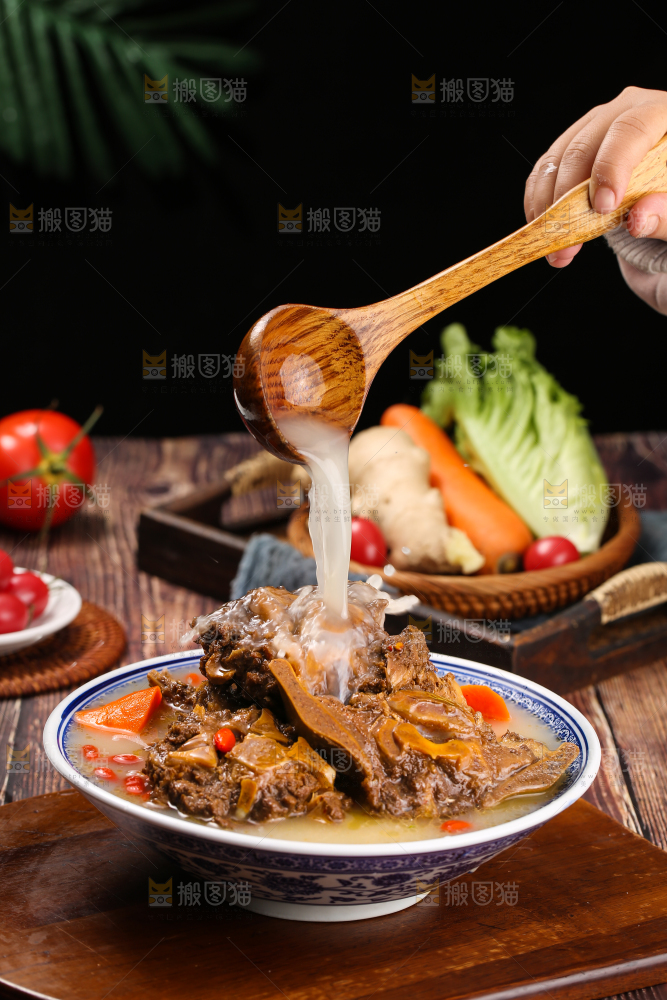 深底上的羊蝎子