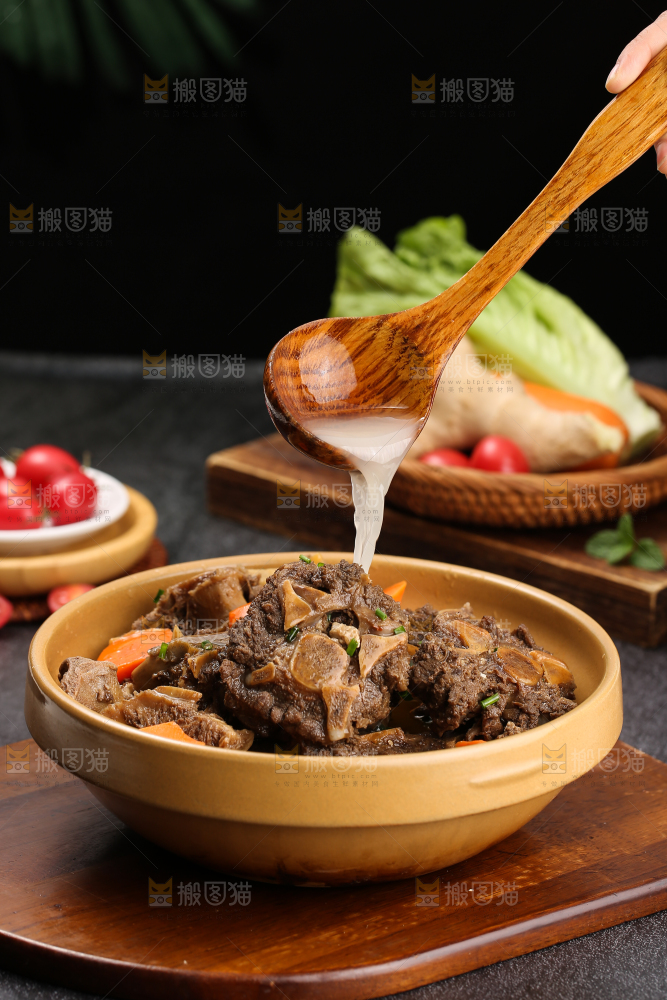深底上的羊蝎子