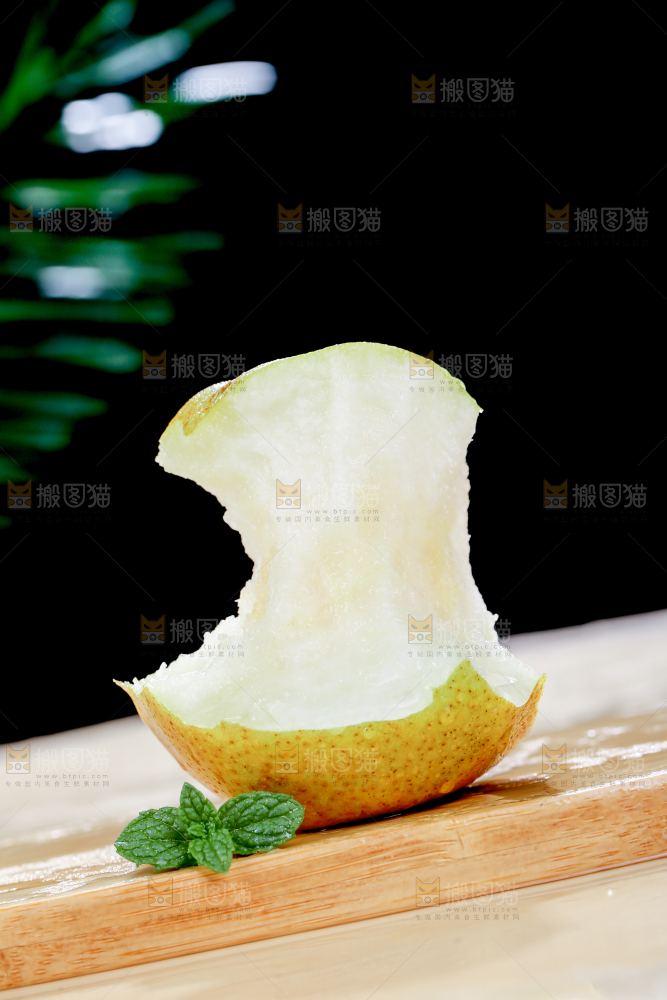 深底上的玉露香梨