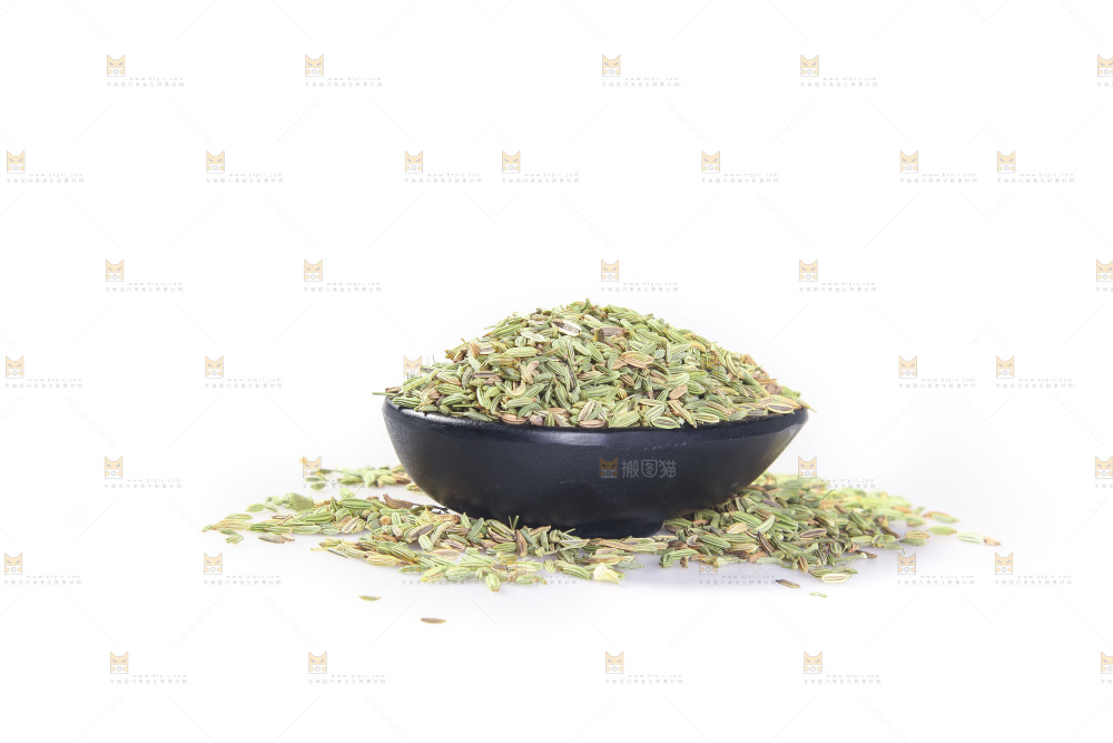 白底上的小茴香籽