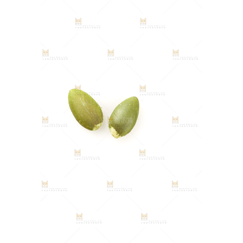 白底上的南瓜籽仁