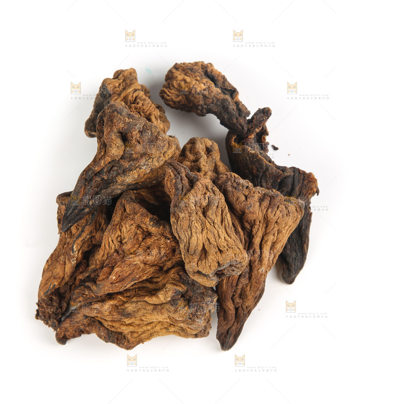 白底上的风干芥肉
