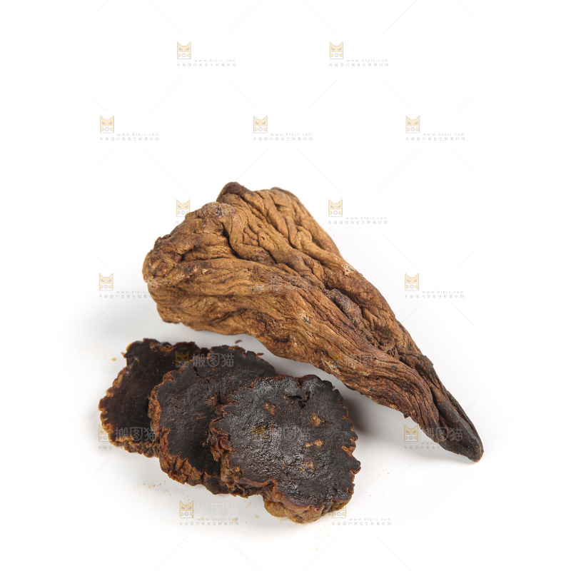 白底上的风干芥肉
